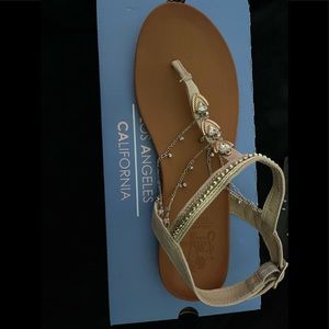 Jelly Pop Sandals never worn